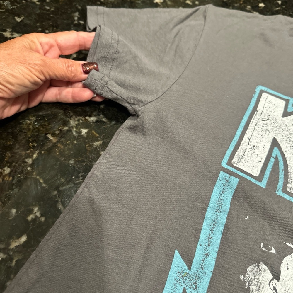 Official KISS Brand T-shirt M 100% Cotton Gray Band Tee - Picture 6 of 7